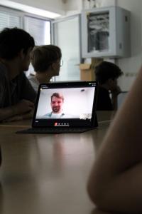 eSport: im Videocall mit Content Creator Henning Semrau